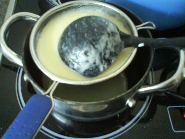 Rezept: Zitronig frische Spargelcremesuppe Bild Nr. 6 Zitronig frische Spargelcremesuppe - Rezept - Bild Nr. 6