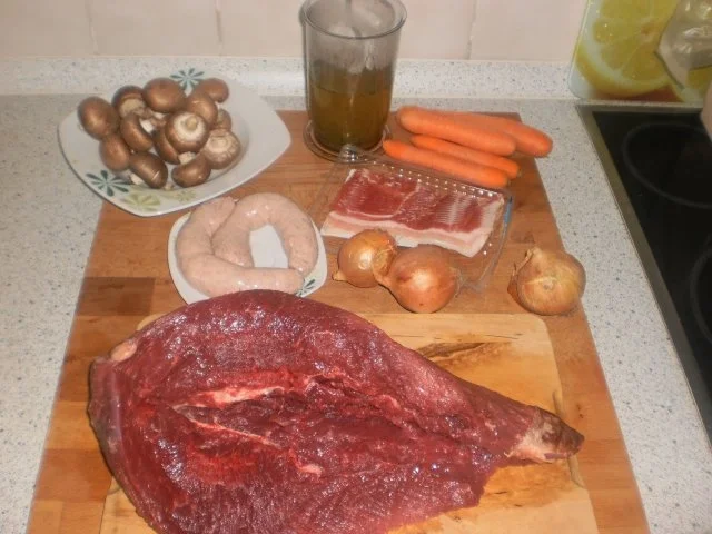 Rezept: Gefüllter Rinderbraten mit Holunderrotkohl Bild Nr. 2 Gefüllter Rinderbraten mit Holunderrotkohl - Rezept - Bild Nr. 2