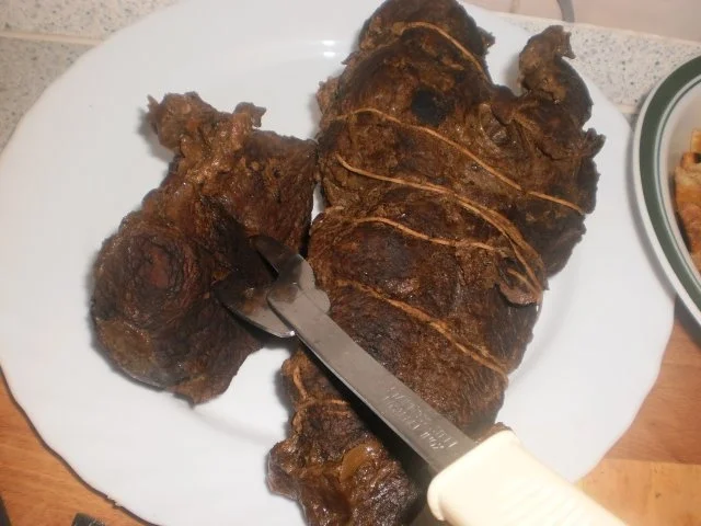 Rezept: Gefüllter Rinderbraten mit Holunderrotkohl Bild Nr. 16 Gefüllter Rinderbraten mit Holunderrotkohl - Rezept - Bild Nr. 16