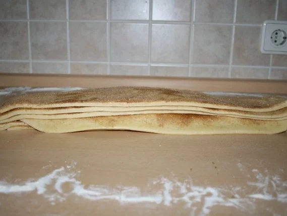 Rezept: Zimt-Zupfbrot Bild Nr. 3 Zimt-Zupfbrot - Rezept - Bild Nr. 3