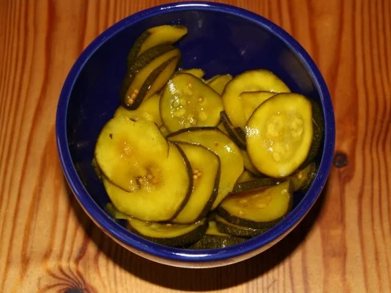 Rezept: Zucchini Eingelegt Bild Nr. 2 Zucchini Eingelegt - Rezept - Bild Nr. 2