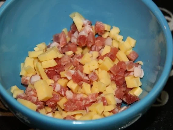 Panierte Hähnchenbrust mit Teuflischer Panade und Käse Schinkenfüllung - Rezept - Bild Nr. 2