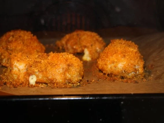 Panierte Hähnchenbrust mit Teuflischer Panade und Käse Schinkenfüllung - Rezept - Bild Nr. 6