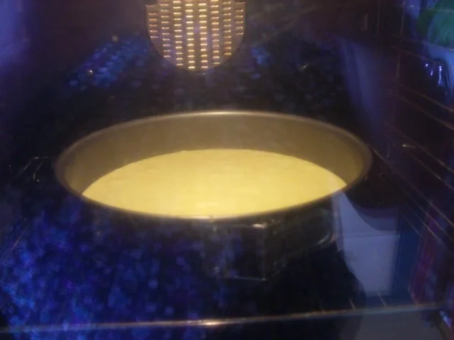 Rezept: Rhabarber - Krokant -Kuchen Bild Nr. 2 Rhabarber - Krokant -Kuchen - Rezept - Bild Nr. 2