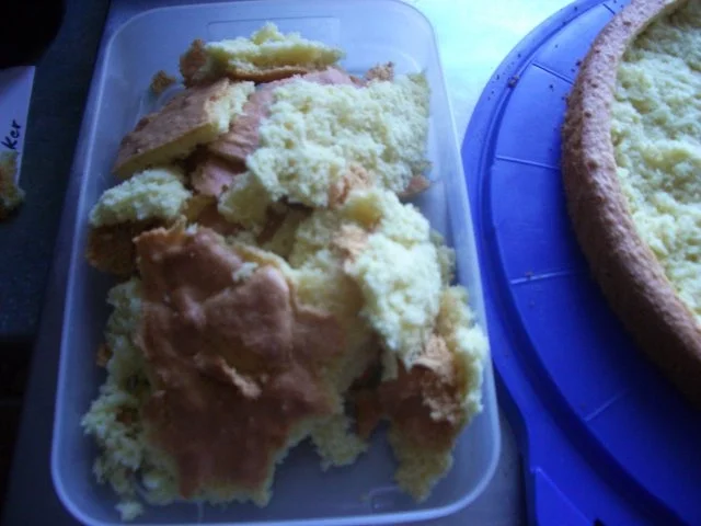 Rezept: Rhabarber - Krokant -Kuchen Bild Nr. 8 Rhabarber - Krokant -Kuchen - Rezept - Bild Nr. 8