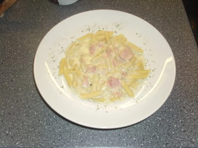 Rezept: Pasta mit Spargel und Schinken in einer Käse-Sahne Soße Bild Nr. 5 Pasta mit Spargel und Schinken in einer Käse-Sahne Soße - Rezept - Bild Nr. 5