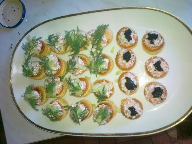 Rezept: Lachstatar in Mini Pasteten Lachstatar in Mini Pasteten - Rezept