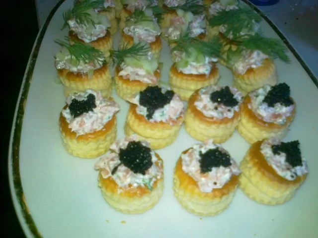 Rezept: Lachstatar in Mini Pasteten Bild Nr. 2 Lachstatar in Mini Pasteten - Rezept - Bild Nr. 2