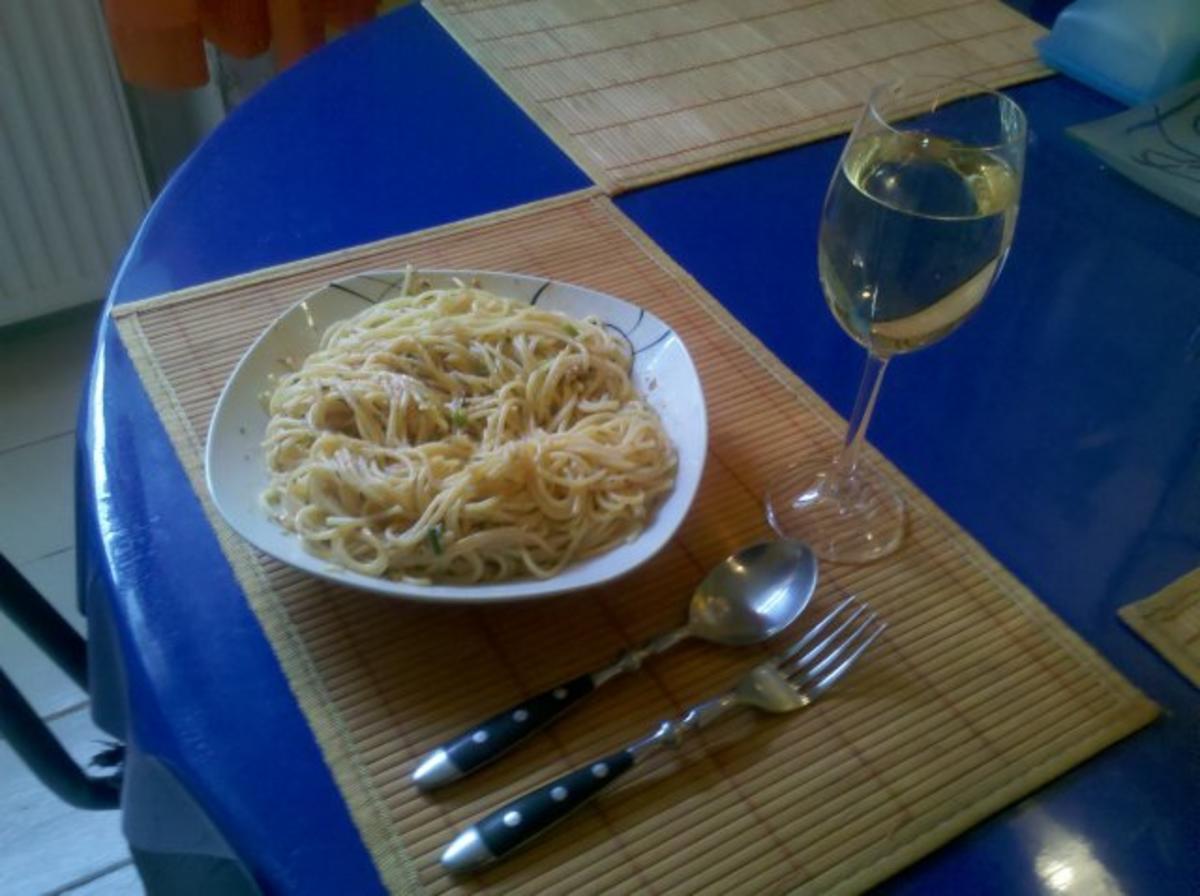 Nudeln: Mediteranes Ziegenkäsepesto mit Spaghetti - Rezept - Bild Nr. 6