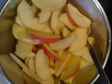 Rezept: Leo´s Blechpfannkuchen Bild Nr. 4 Leo´s Blechpfannkuchen - Rezept - Bild Nr. 4