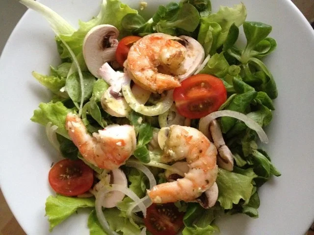 Rezept: Sommersalat mit Gambas Sommersalat mit Gambas - Rezept