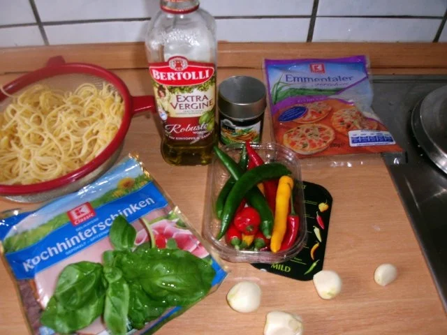 Spagettipfanne mit Peperoni - Rezept - Bild Nr. 2