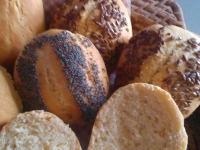 Rezept: Sonntags-Broetchen (ohne Wartezeit!) Bild Nr. 6 Sonntags-Broetchen (ohne Wartezeit!) - Rezept - Bild Nr. 6