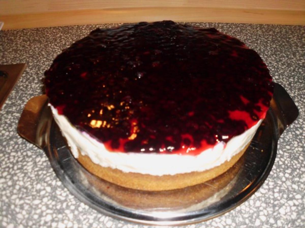 Heidelbeeren Käsesahne Torte - einfach - 181 kcal/100g