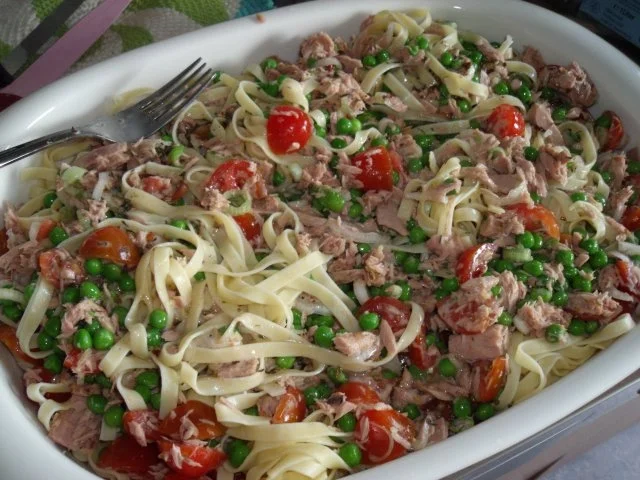 Rezept: Thunfisch-Gemüse-Nudel-Auflauf Thunfisch-Gemüse-Nudel-Auflauf - Rezept