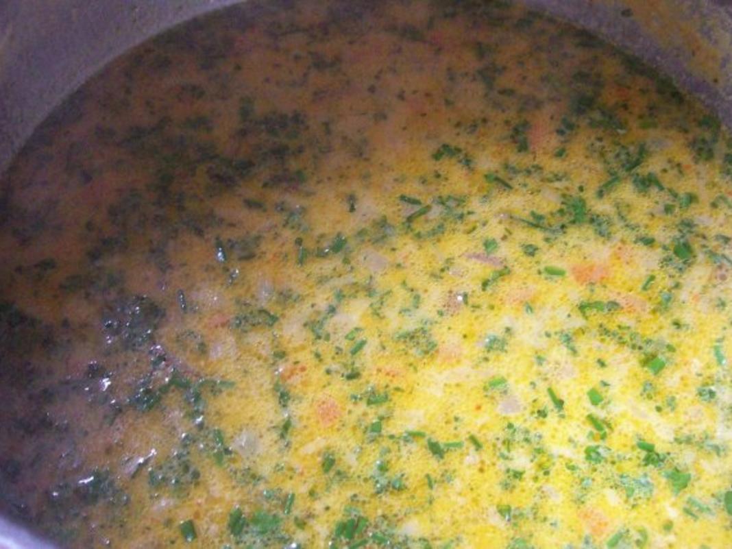Gekräuterte Käse Zwiebelsuppe mit Möhren - schnell &amp; einfach - 163 kcal ...