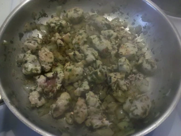 Rezept: Geflügel: Hähnchengeschnetzeltes mediteran mit Bulgur Bild Nr. 4 Geflügel: Hähnchengeschnetzeltes mediteran mit Bulgur - Rezept - Bild Nr. 4