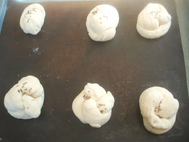 Brot/Brötchen: Mohn- und Kümmelbrötchen - Rezept - Bild Nr. 2