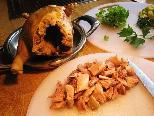 Gemüsesüppchen mit Hühnerfleisch und Suppennudeln ... - Rezept - Bild Nr. 4