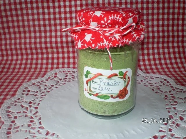 Kräutersalz selbst herstellen - Rezept