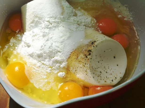 Rezept: Rhabarber-Ricotta-Kuchen mit Tonkabohne Bild Nr. 4 Rhabarber-Ricotta-Kuchen mit Tonkabohne - Rezept - Bild Nr. 4