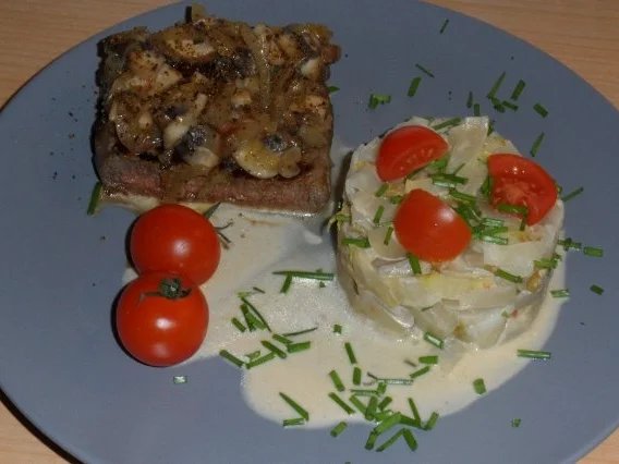 Rezept: Chicorée-Türmchen mit Steak Bild Nr. 11 Chicorée-Türmchen mit Steak - Rezept - Bild Nr. 11