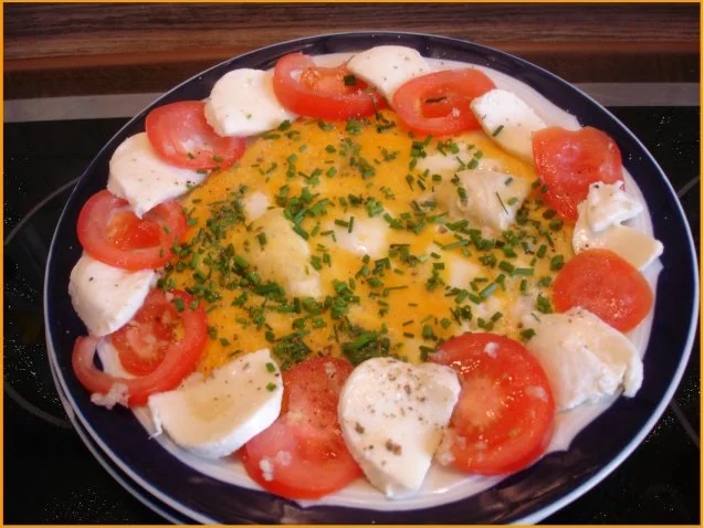 Rezept: Omelett mit Tomaten und Mozzarella Omelett mit Tomaten und Mozzarella - Rezept