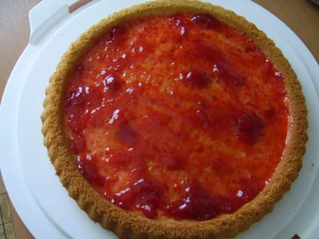 Rezept: Erdbeerkuchen "Dianne" Bild Nr. 4 Erdbeerkuchen "Dianne" - Rezept - Bild Nr. 4