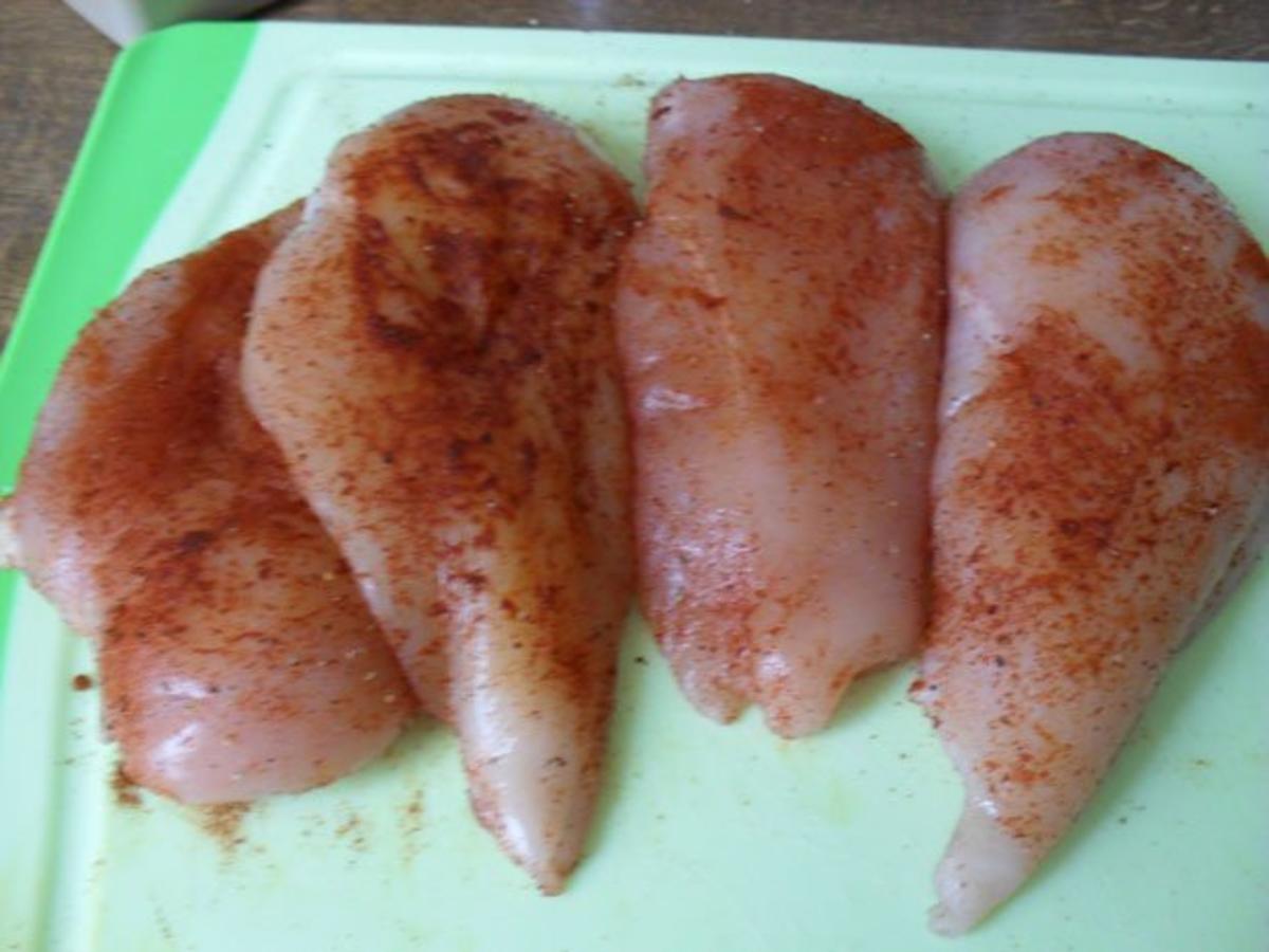 Hühnerbrustfilet im Zwiebel-Sahne-Sößle mit Spätzle aus Dinkelmehl - Rezept - Bild Nr. 2