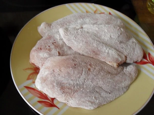 Hühnerbrustfilet im Zwiebel-Sahne-Sößle mit Spätzle aus Dinkelmehl - Rezept - Bild Nr. 3