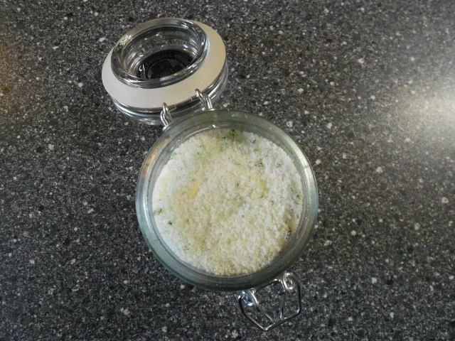 Rosmarin-Zitronen-Würzsalz - Rezept - Bild Nr. 9
