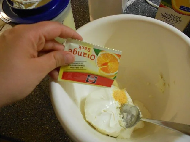 Fruchtige Orangenrolle mit Ahoj Brause - Rezept - Bild Nr. 7