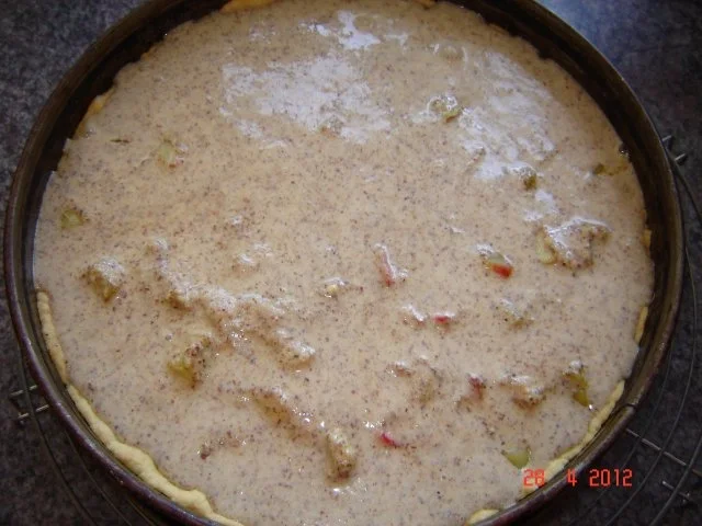 Kuchen & Torten : Rhabarberkuchen mit Mandeldecke - Rezept - Bild Nr. 7