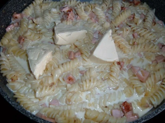 Pfannengerichte : Nudelpfanne mit Fleischwurst - Rezept - Bild Nr. 5