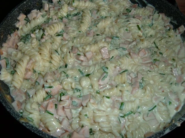 Pfannengerichte : Nudelpfanne mit Fleischwurst - Rezept - Bild Nr. 7