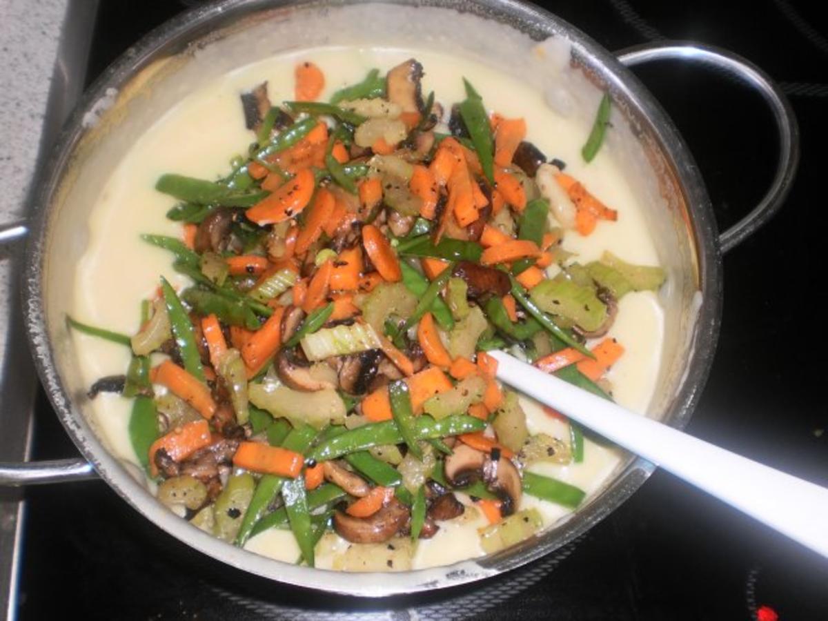 Kartoffelsuppe mit knackigem Gemüse - Rezept - Bild Nr. 11