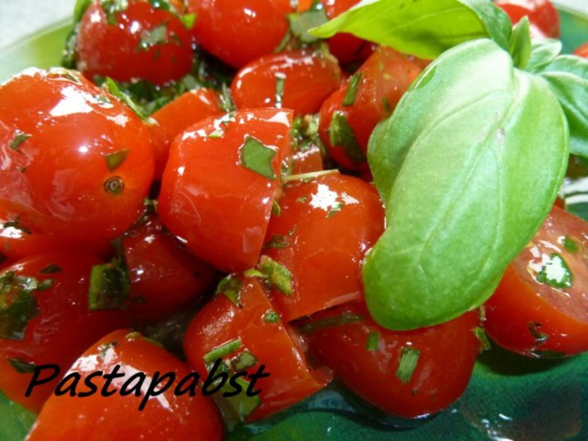 Tomatensalat -Kräuterig-Fruchtig - Rezept - Bild Nr. 3
