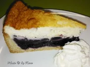 Kuchen: Heidelbeer Creme fraiche Kuchen auf knusprigem Mandelboden - Rezept