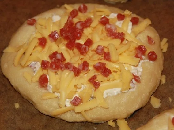 Brezel Teig Pizza a´la Molo - Rezept - Bild Nr. 5