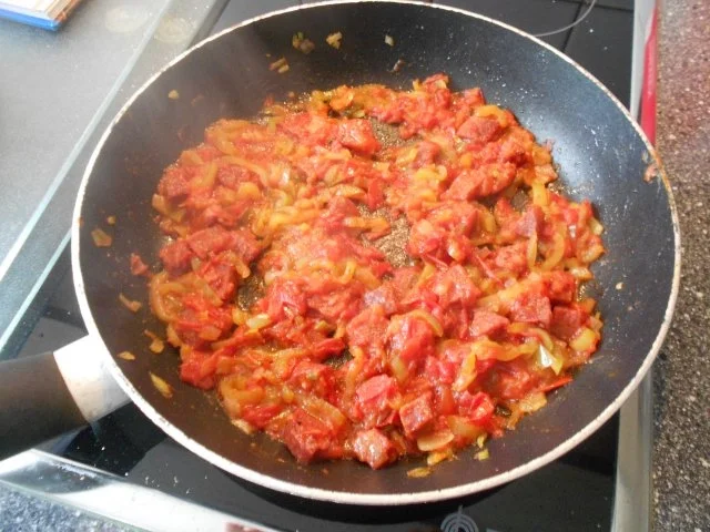 menemen sucuklu türkische Eierspeise mit Knoblauchwurst - Rezept - Bild Nr. 24