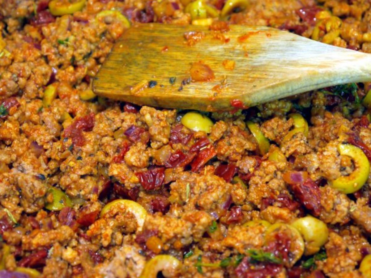 Griechischer Blätterteig Hackfleisch Kuchen - einfach - 346 kcal/100g