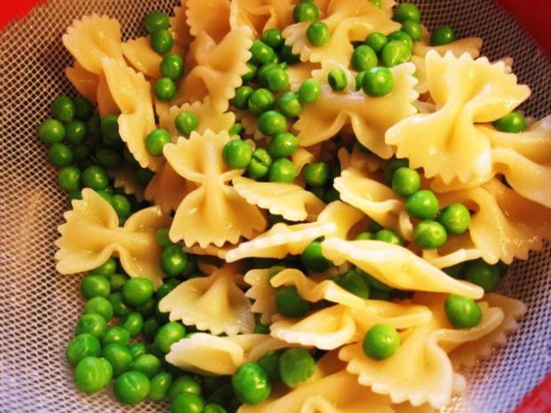 Nudelsalat - frei nach Tim Mälzer - Rezept - kochbar.de