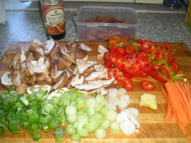 Wok-Gemüse mit Puten-Steak Streifen - Rezept - Bild Nr. 2