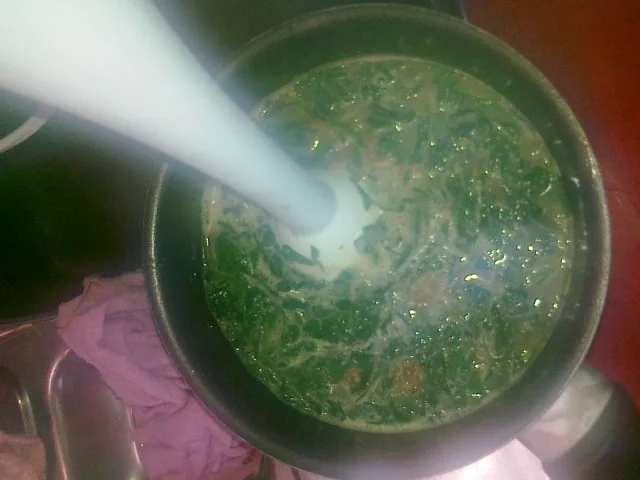 Frischer Spargel mit Schnitzel und Bärlauchsoße dazu Butterkartoffeln - Rezept - Bild Nr. 7