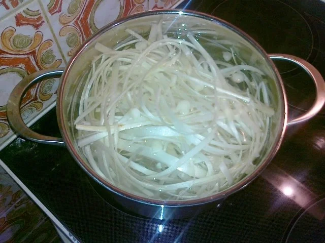 Frischer Spargel mit Schnitzel und Bärlauchsoße dazu Butterkartoffeln - Rezept - Bild Nr. 14