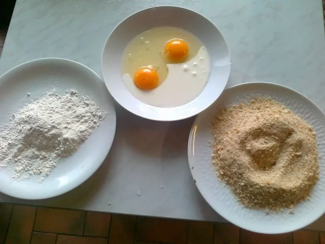 Frischer Spargel mit Schnitzel und Bärlauchsoße dazu Butterkartoffeln - Rezept - Bild Nr. 27