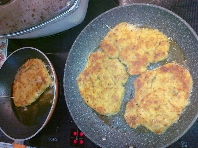 Frischer Spargel mit Schnitzel und Bärlauchsoße dazu Butterkartoffeln - Rezept - Bild Nr. 33