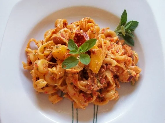 Italienischer Nudelsalat mit Paprika und Mozzarella - Rezept - Bild Nr. 7