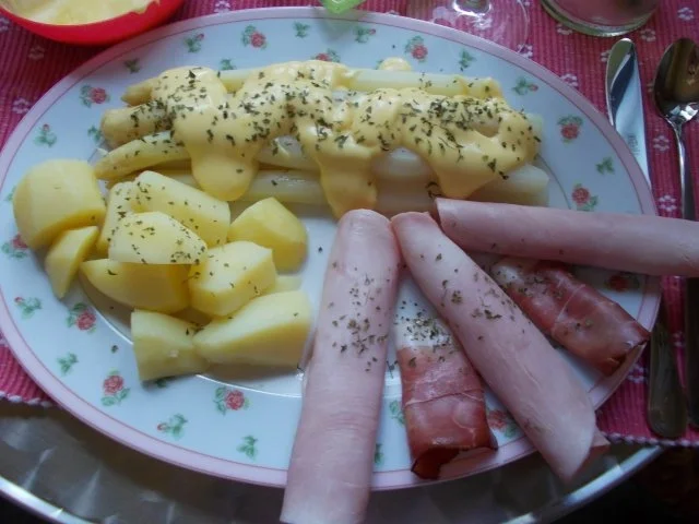 SPARGEL *KLASSISCH* - Rezept - Bild Nr. 3