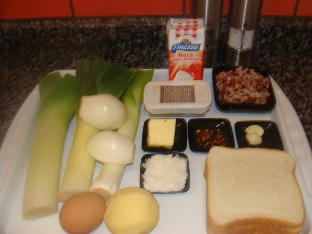 Rezept: Suppe : Feine Lauchsuppe Bild Nr. 4 Suppe : Feine Lauchsuppe - Rezept - Bild Nr. 4